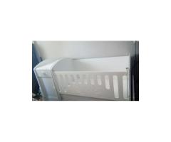 Uşaq Çarpayısı Satılır.